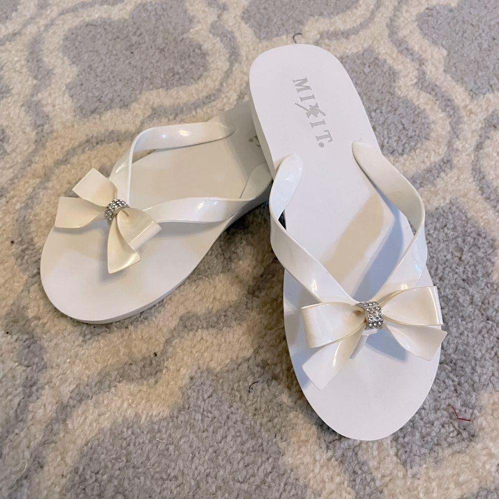 Mixit White Sandals with Bow Accent